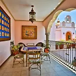 Gran Casa Sayula Galeria & Spa