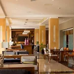Hampton Inn & Suites By Hilton Paraiso