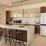 Casa De Lujo, Hasta Con Cine Privado