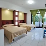 Hotel Real Del Quijote A Solo 50 Metros De La Playa
