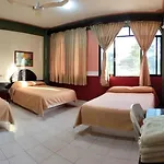 Hotel Real Del Quijote A Solo 50 Metros De La Playa