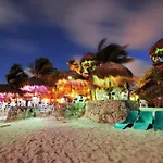 Akumal Skies Private Terrace W Jacuzzi W Sea Views Walk To Beach