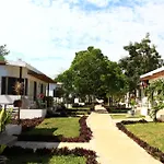 Hotel Villas Bambu