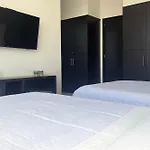 Laviu B&B Luxe Suites