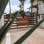 Rustico Lounge-Property In Front Of The Beach