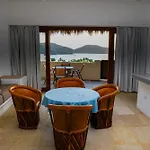 Villas San Sebastian