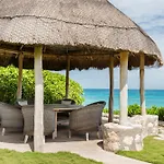 Casa Seven Ocean Front With Private C Hef Included