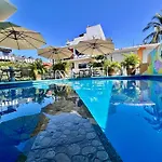 Casa Piedra Parada