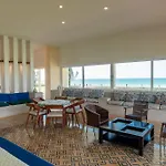 97985 Stunning Beachfront Suites Wi-Fi East Of Progreso
