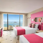 Sunscape Dorado Pacifico Ixtapa Resort & Spa