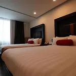 Best Western Plus Metepec & Suites