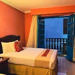 Hotel Plaza Colonial