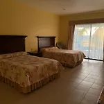 Hotel Manglares Celestun
