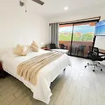 Ocean & Marina Views,Affordable,Spoil Yourself!