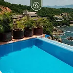 4 Bedroom Penthouse - Breathtaking Views - Private Pool