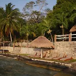 Villa Santuario Lake Front Oasis