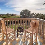 Villa Santa Cruz