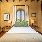 Villa Santa Cruz