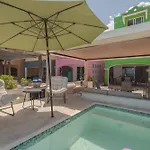 Villa Dorada