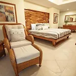 Bay View Grand Residencial