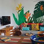 Estudio 10 - Charming Getaway