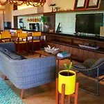 Lipsos Private Luxury Beachfront Home