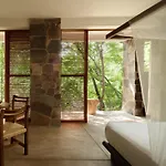 Cocolia Hotel