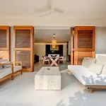 El Careyes Club & Residences