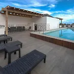 La Poza Suites