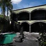 Hotel Piedras Neg