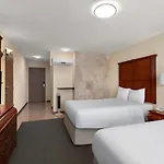 Howard Johnson By Wyndham Toluca