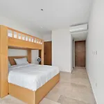 Siela 4 Bedroom Beachfront Apartment
