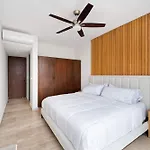 Siela 4 Bedroom Beachfront Apartment