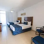 Costa Alegre Hotel & Suites