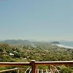 Villas Roberto\'S Bistro Mirador