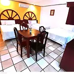 Hotel Esmeralda