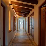 Beautiful Villa Fully Staffed & Steps From Swimmable Beach In Villas Del Mar