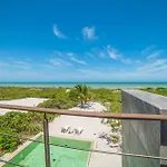 Beachfront Villas With Private Pool Steps To The Sea!