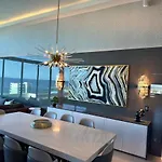 Shangri-La Luxury Mansion, Heated Pool