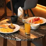 O By Ontico Urban Design Hotel