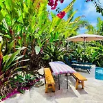 King Bed, Air Conditioning, Pool, Fast Wifi - Luna At Casa Calavera