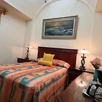 Hotel Antigua Casa De Piedra