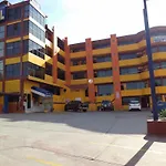 Hotel Villas De Santiago Inn
