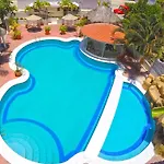 Hotel Y Suites Bugambilias