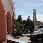 Los Jitos Hotel & Suites