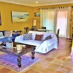 Royal Oasis Condo Cote
