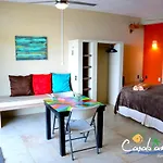 Casablanca Guest House - Adults Only - Starlink Internet!