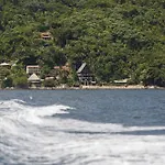 Casa Pericos Yelapa