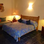 Villa Corona Del Mar Hotel And Bungalows