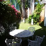 Villa Corona Del Mar Hotel And Bungalows